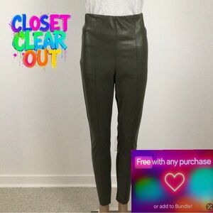 👛2/$20 H&M Green Faux Leather Raw Edge Skinny Pants, 6